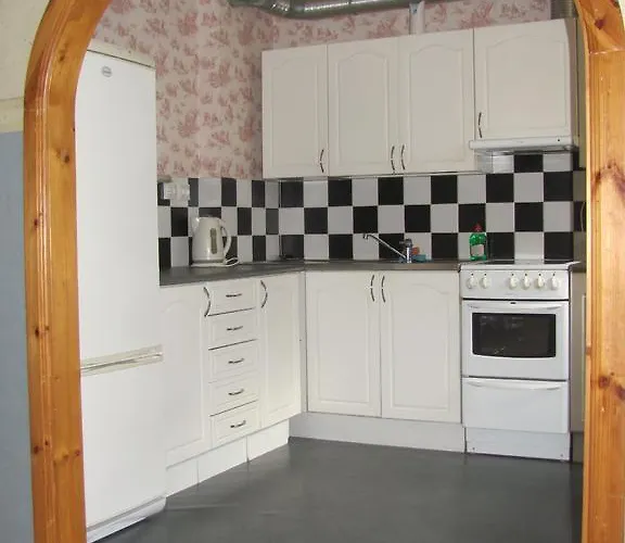 Economy Baltics - Liivamaee * Таллин